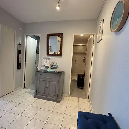 Appt 3 Pieces - - Lr170-104b Апартаменты Ла-Рошель